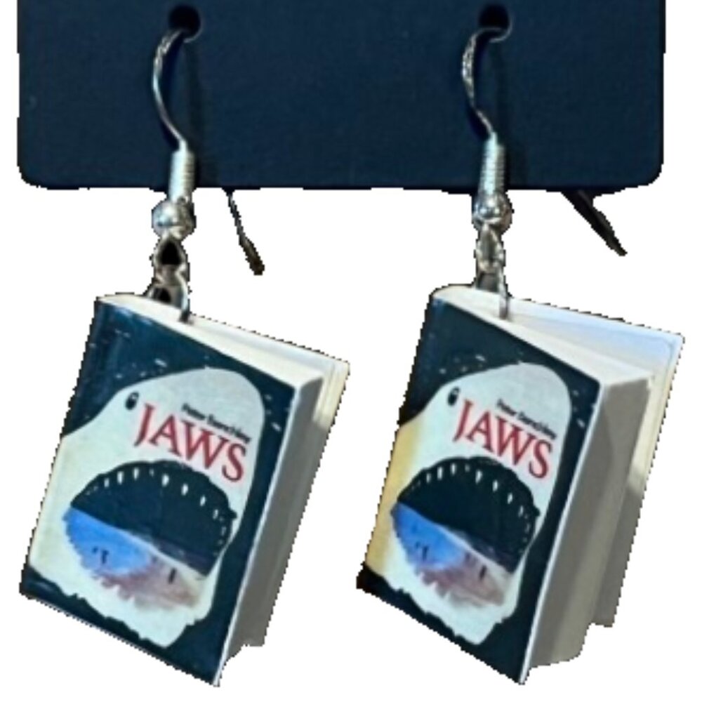 Peter Benchley's "Jaws" Book Earrings 🌸